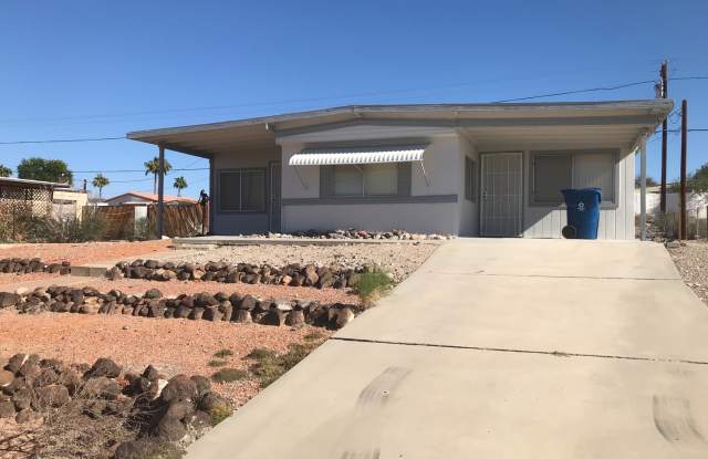 Photo of WINTER VACATION RENTAL - 4 Bedroom/1.5 Bath