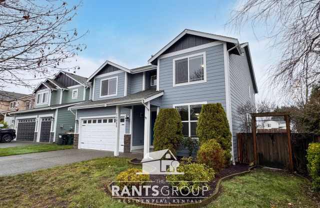 Photo of Updated Yelm Home with A/C, Bonus Room, and Fenced Yard!