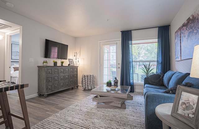 Austin Crest Apartments