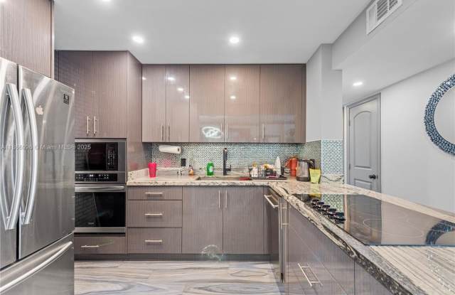 Photo of 1345 Lincoln Rd