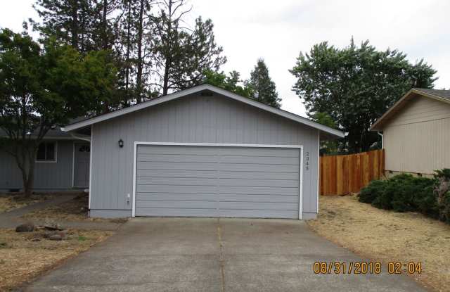 2345 Circle Dr. - 2345 Circle Dr, Green, OR 97471