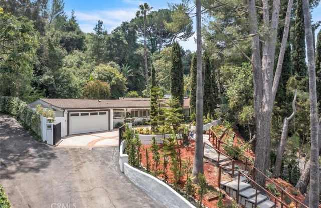 9466 Hidden Valley Place