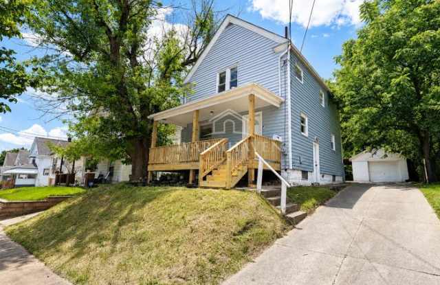 2186 5th Street Southwest