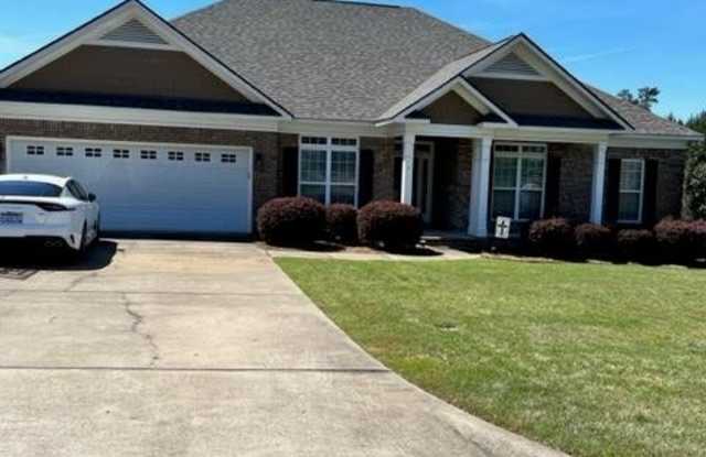 2761 SAWGRASS LANE