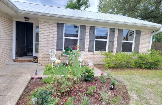 248 Sukoshi Dr. - 248 Sukoshi Drive, Callaway, FL 32404