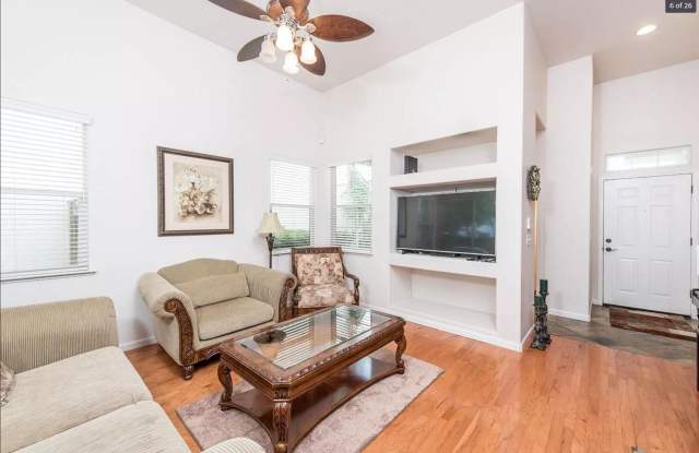 754 West Scandia Lane