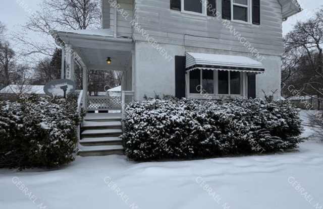 850 N Chevrolet Ave