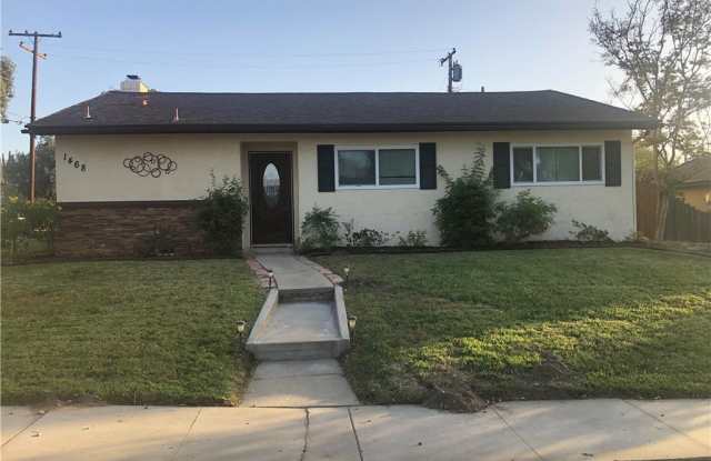 1468 Cambridge Avenue - 1468 Cambridge Avenue, Redlands, CA 92374