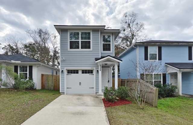 9110 Dandy Ave
