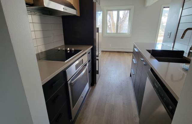 4379 Wilshire Boulevard