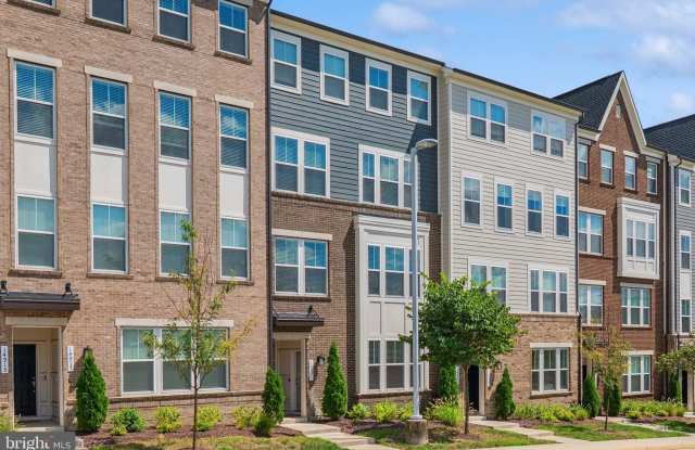 Photo of 14921 RIVER WALK Way