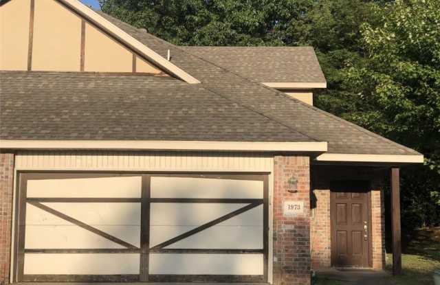 1973  E Peppervine  DR