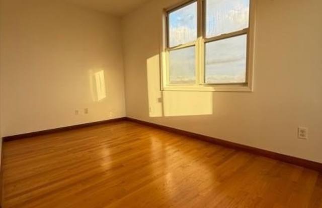 Photo of 6124 19th Avenue