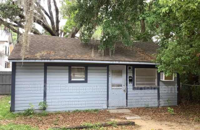 740 SE Sanchez Avenue