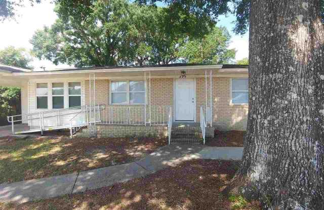 225 N New Warrington Rd
