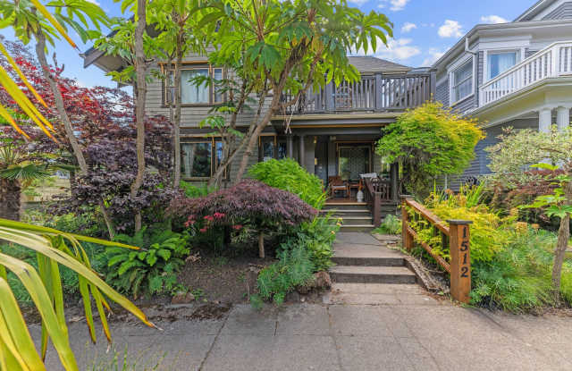 Charming 1-Bedroom Basement Apartment in the Heart of Tacoma – Furnished Option Available!