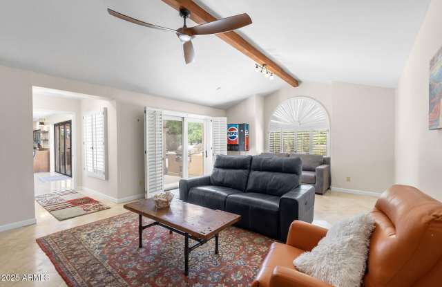 4520 E HORSESHOE Road