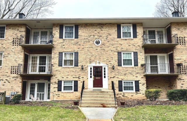 3800 LYNDHURST DRIVE - 3800 Lyndhurst Drive, Fairfax, VA 22031