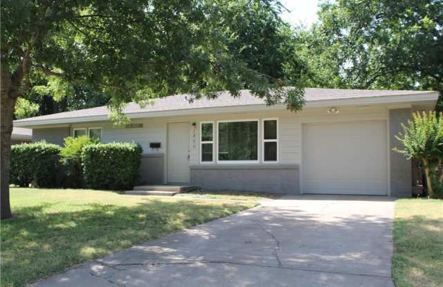 1800 Melrose Drive