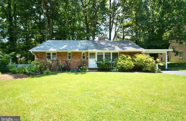 5512 FERNDALE Street