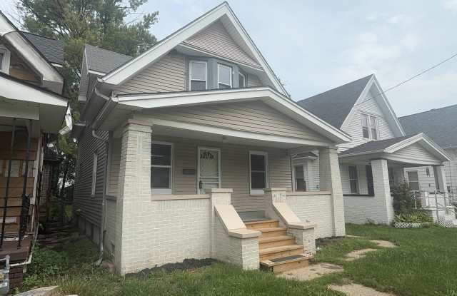 Charming 3-Bedroom Home in Peaceful West Toledo