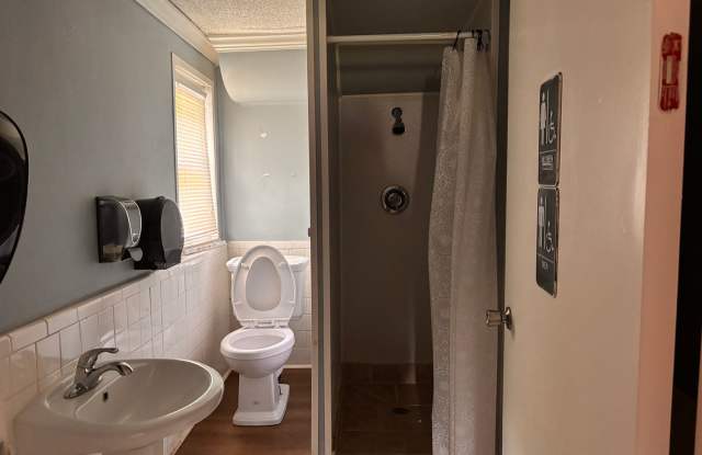 Rooming House For Rent