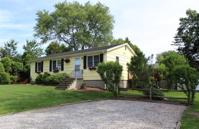 Year Round Rental - 24 Azalea Road, Washington County, RI 02882