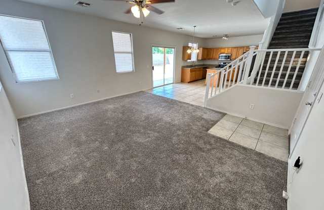 Bright 4Bdm 3Ba Goodyear home