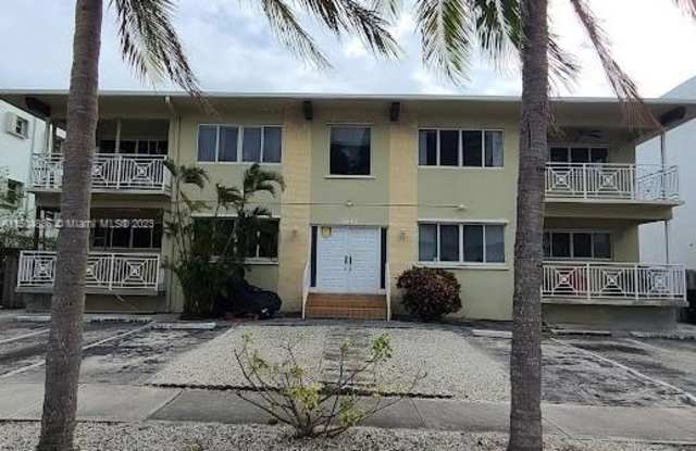 3842 NE 171st St - 3842 Northeast 171 Street, North Miami Beach, FL 33160