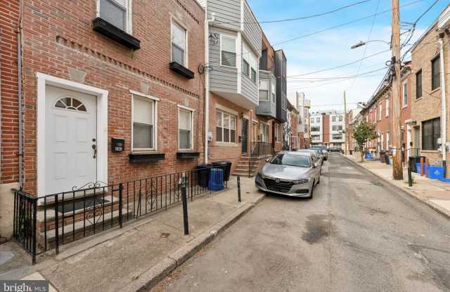 1020 S BOUVIER Street