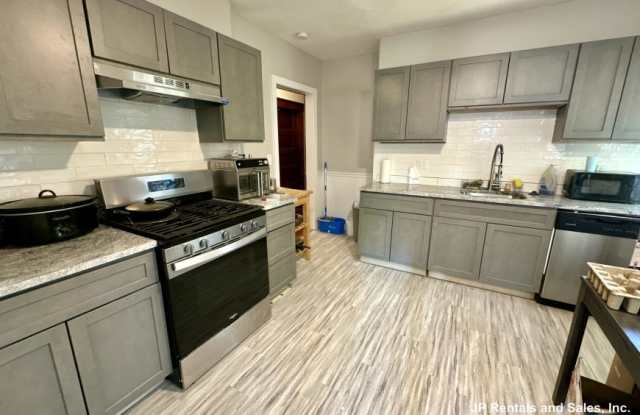 8 Parkton Rd.