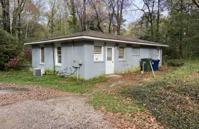 Photo of 1315 Azalea