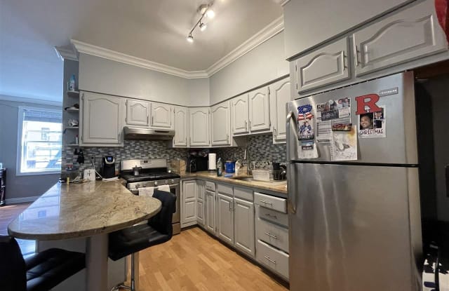 515 BLOOMFIELD ST - 515 Bloomfield Street, Hoboken, NJ 07030