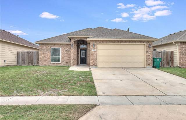 3829 Woodhouse - 4/bedroom 2/bathroom - $2,495/month - 3829 Woodhouse Lane, Corpus Christi, TX 78414