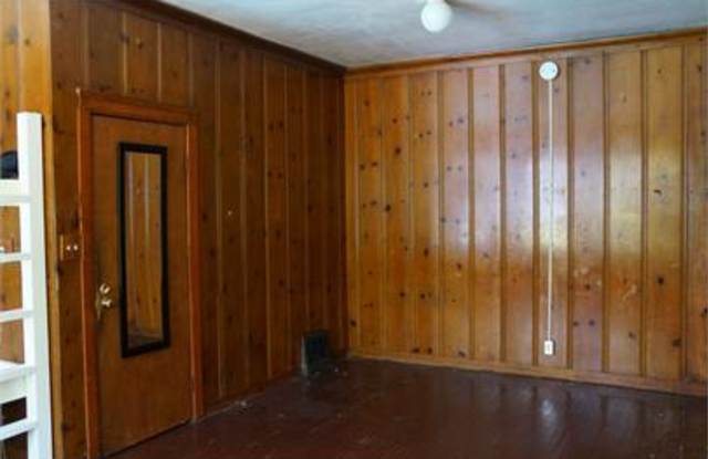 Photo of 547 Gayley Avenue - 16