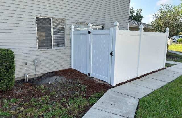 5582 GREEN SHADOWS PLACE