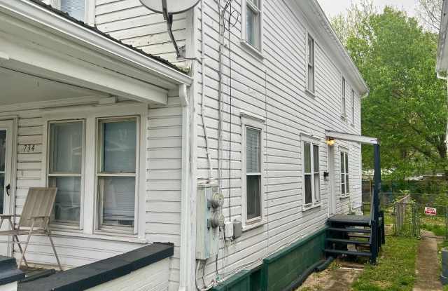 724 1/2 W JOHN STREET - 724 West John Street, Martinsburg, WV 25401