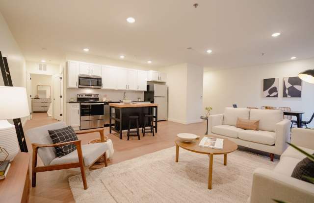 Photo of 476 Taylor Apartments
