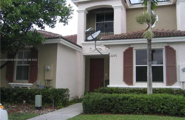 2271 NE 42nd Cir - 2271 Northeast 42nd Circle, Homestead, FL 33033