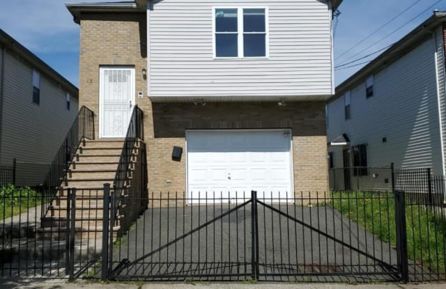 25 Milford Avenue - 25 Milford Avenue, Newark, NJ 07108