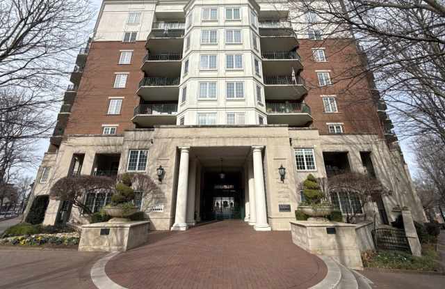 Fifth  Poplar - T.R. Lawing Realty Property