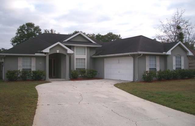 Photo of **COMING SOON** Large Three bedroom in Orange Park