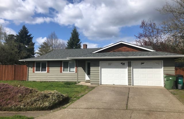 3001 Lindquist Ct - 3001 Lindquist Court, Newberg, OR 97132