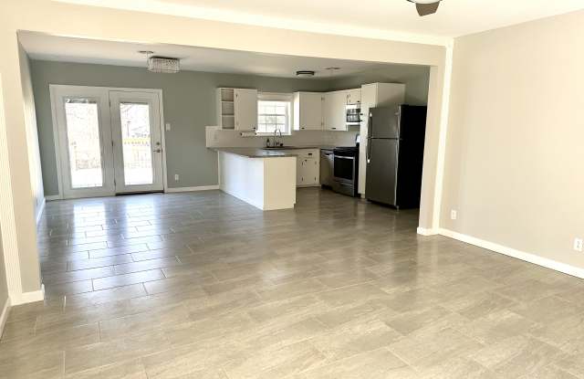 4509 North Cypress Street