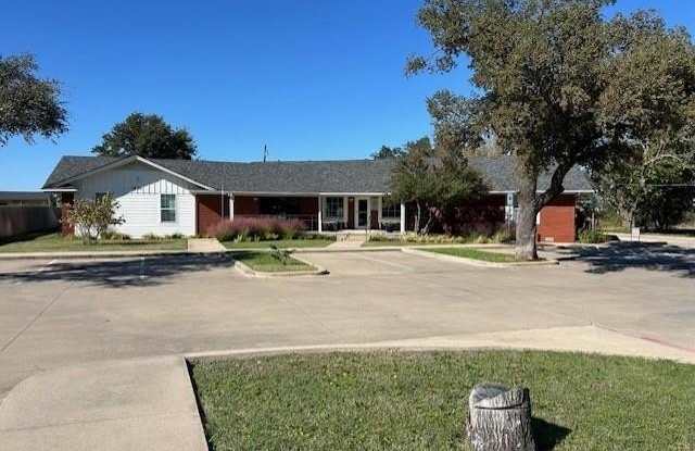 Photo of 1910 W Henderson Street