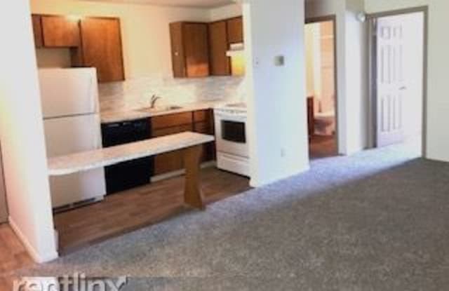 13222 E. 29th apt. 15 - 13222 East 29th Avenue, Spokane Valley, WA 99216