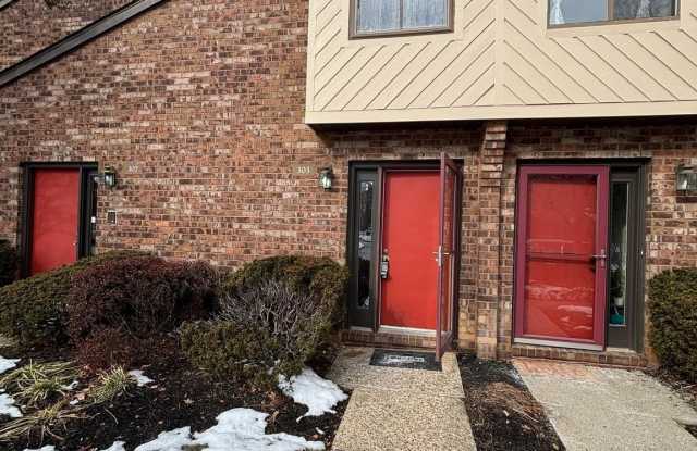 303 MOUNTAINVIEW Drive