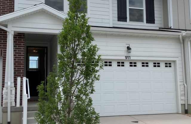 Photo of New Construction Townhome Located in Prime Saratoga Springs Location.