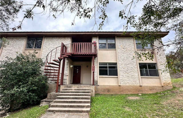906 N Lbj Drive