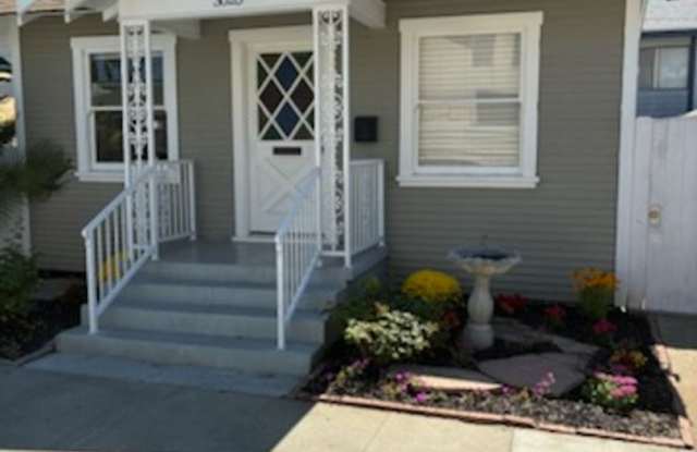 MUST SEE BEAUTIFFUL HOME